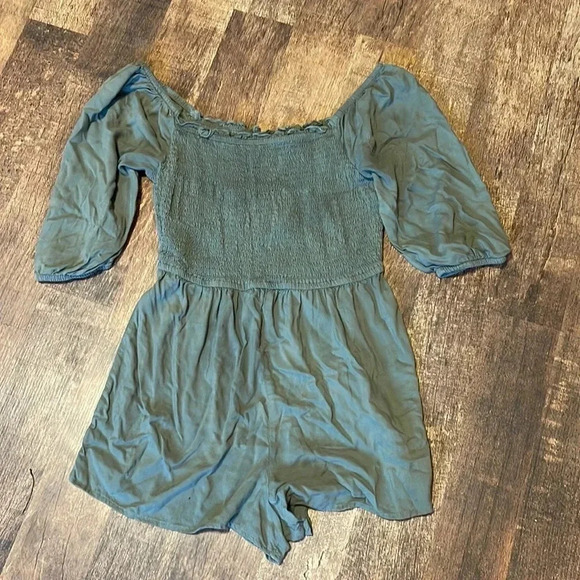 Olive Green Smocked Romper / Medium - Picture 1 of 3
